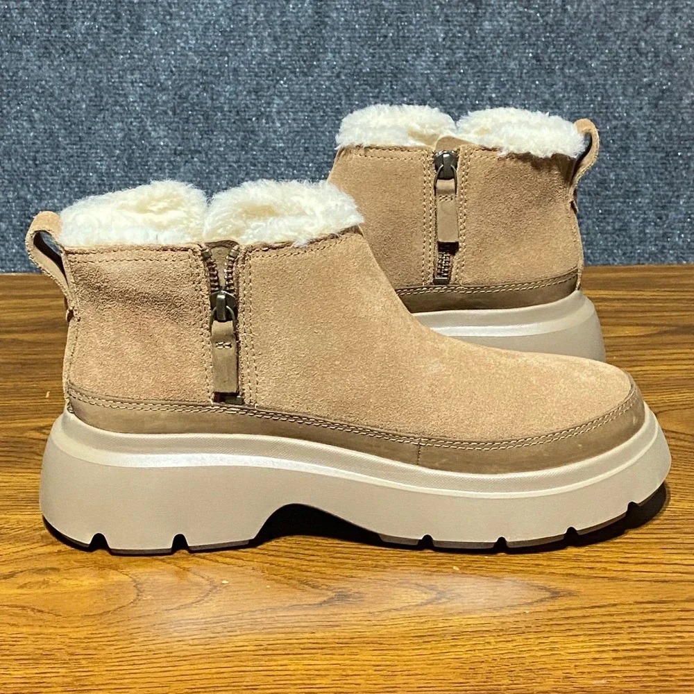 UGG Calimuze Ultra Mini Slip On‎ Chestnut Suede Platform Lug Boot 1174495 Size 7
